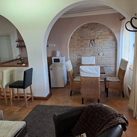 Apartman Romana Postorna エクステリア 写真