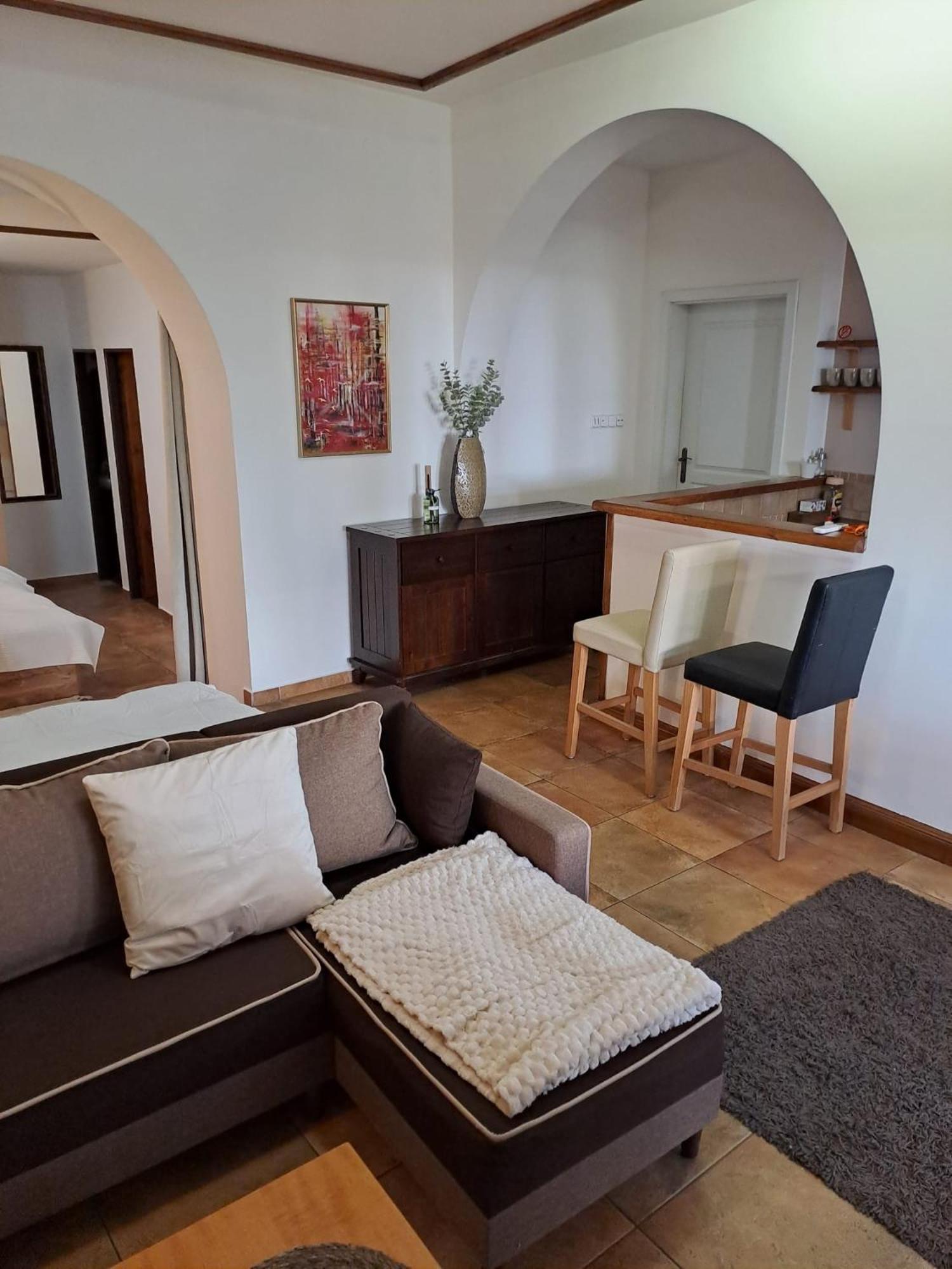 Apartman Romana Postorna エクステリア 写真